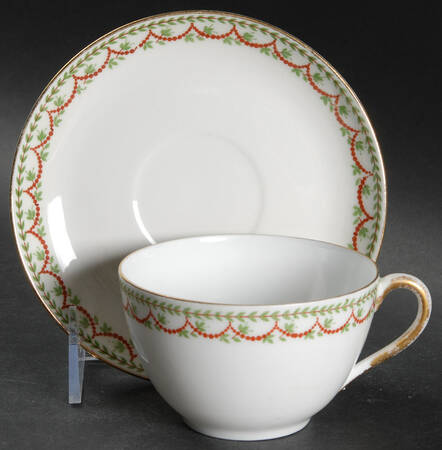 GUE259G Flat Cup & Saucer Set