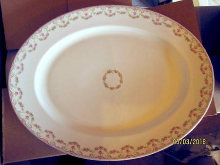 GUE262 18" Oval Serving Platter