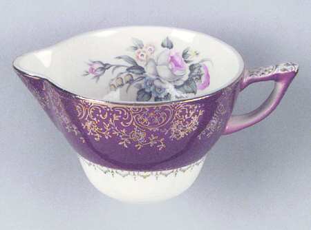 Tudor Rose (Floral Center, Maroon Rim) Creamer