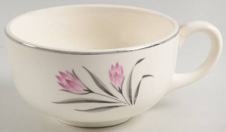 GEO205 Footed Cup