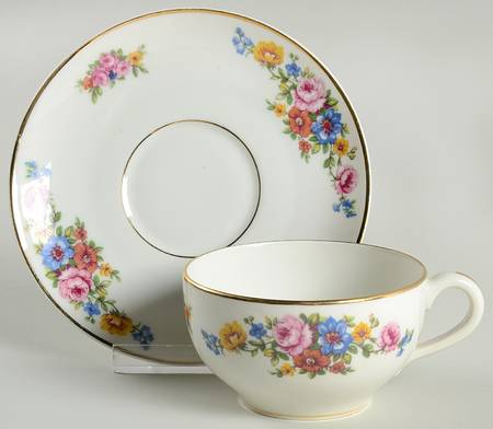 GDA115 Flat Cup & Saucer Set
