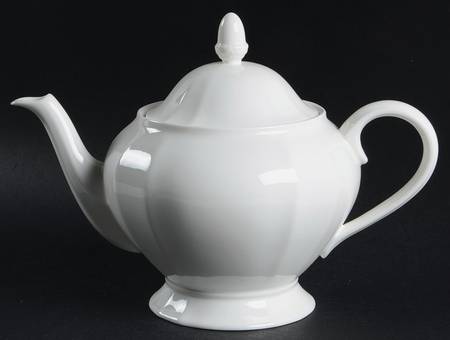 Bianco White (Duchessa Shape) Teapot & Lid