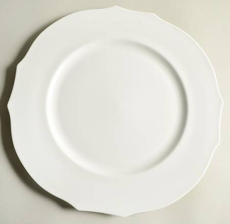 Bianco White (Duchessa Shape) 12" Chop Plate (Round Platter)