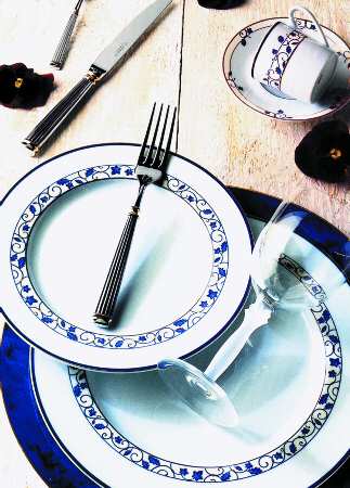 Fer Forge Bleu by Guy Degrenne
