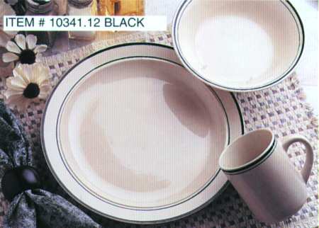 Basic Living Black Dinner Plate