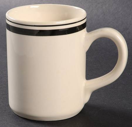 Basic Living Blair Mug