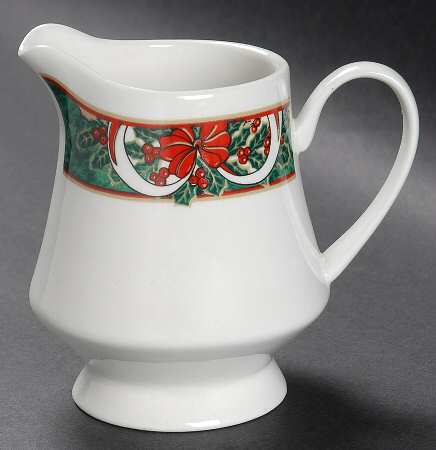 Marble Holly Creamer