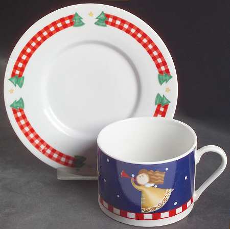 Gingham Santa Flat Cup & Saucer Set