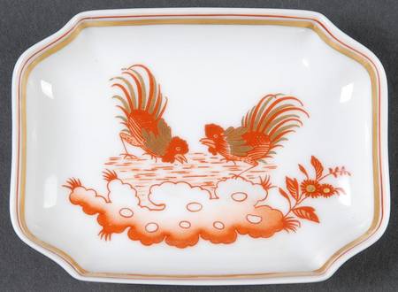 Siena Rust (Scalloped, Antico Doccia) Silver Tray
