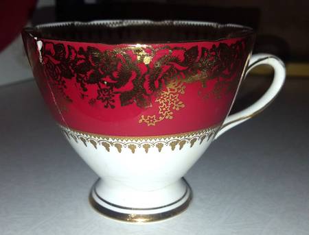 GLD10 Footed Cup