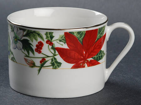 Holly Berry Flat Cup