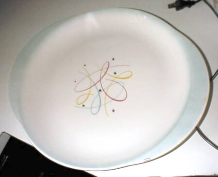GEO222 Handled Cake Plate