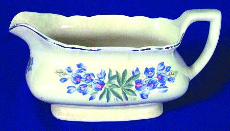 GEO223 Gravy Boat