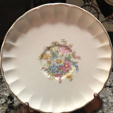 GEO237 Saucer