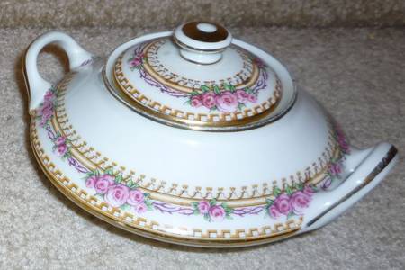 GRR3 Sugar Bowl & Lid