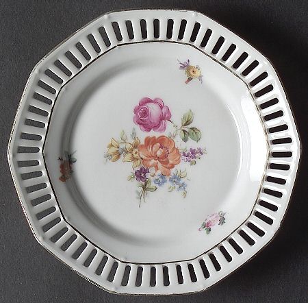 GMY74 Canape Plate