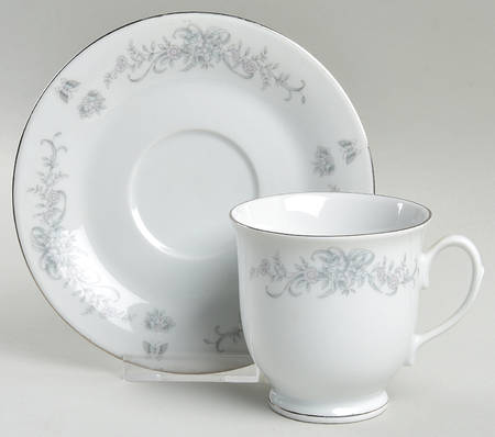 GUG3 Footed Cup & Saucer Set