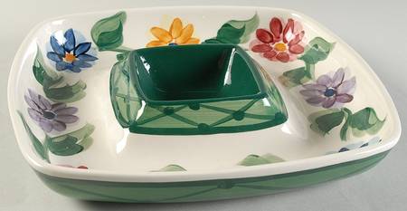 Daisy Chain 1 Piece Square Chip and Dip