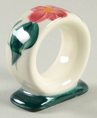 Daisy Chain Napkin Ring