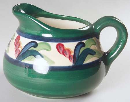 Juniper 32 Oz Pitcher