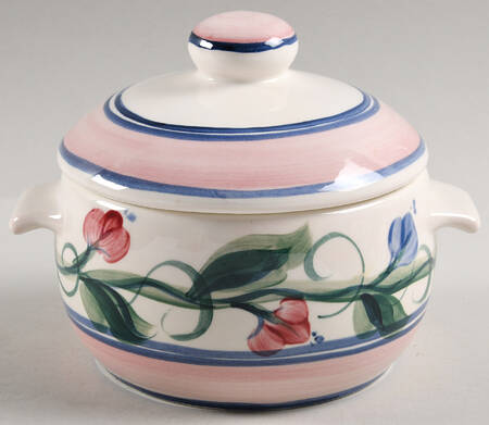 Novak 2 Pt Round Covered Casserole