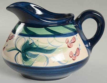 Grapevine Green 76 Oz Pitcher