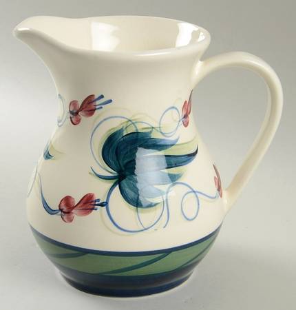 Grapevine Green 64 Oz Pitcher