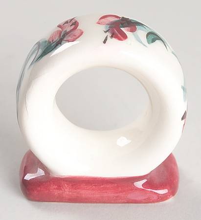 Red Grapevine Napkin Holder