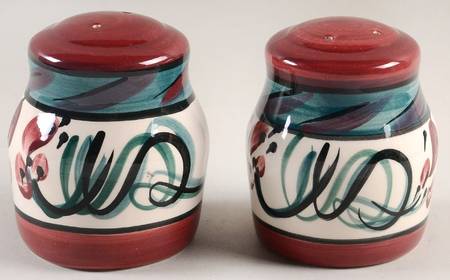 Red Grapevine Salt & Pepper Set