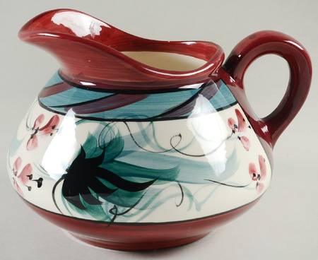 Red Grapevine 64 Oz Pitcher