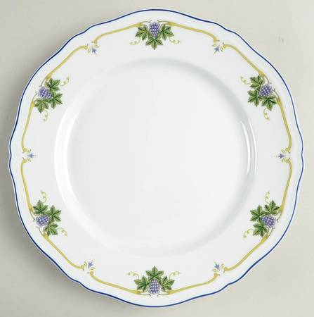 Uva Dinner Plate
