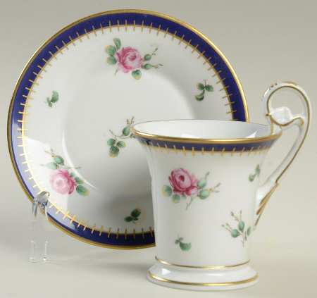Principessa Rosa Footed Demitasse Cup & Saucer Set