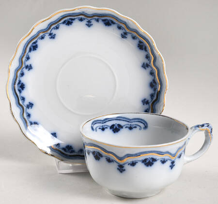 Lyric Flat Cup & Saucer Set