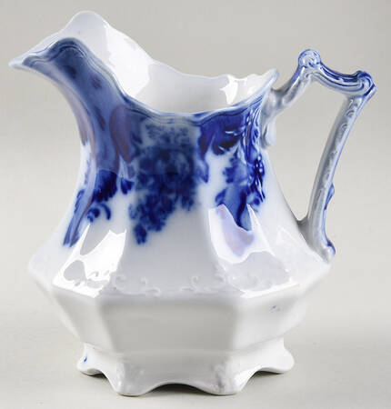 Argyle (Flow Blue, No Gold) 16 Oz Pitcher