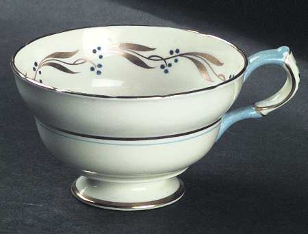 A230 Footed Cup