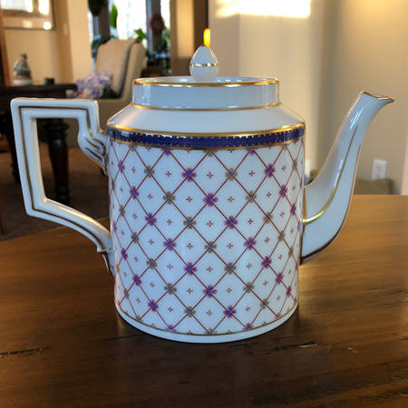 GIN112 Teapot & Lid