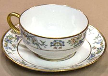 GDA185 Flat Cup & Saucer Set
