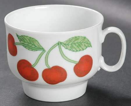 GIN120 Footed Cup