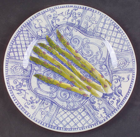 Jardin Bleu Handpainted Salad/Dessert Plate