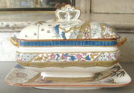 Melbourne Tureen & Lid w/Underplate
