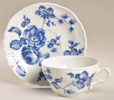 GIN121 Flat Cup & Saucer Set