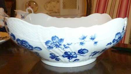 GIN121 10" Square Vegetable Bowl