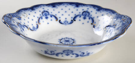 Keele (Flow Blue, Gold Accent) 9" Round Vegetable Bowl