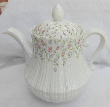 GIR16 Teapot & Lid