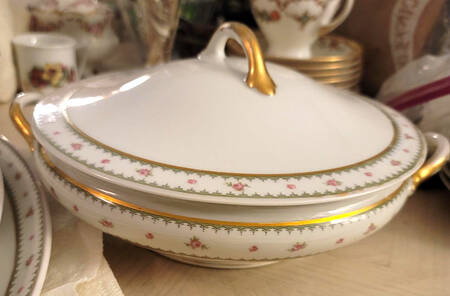 GDA205 Round Covered Vegetable