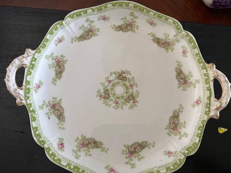 GUE417 Handled Cake Plate