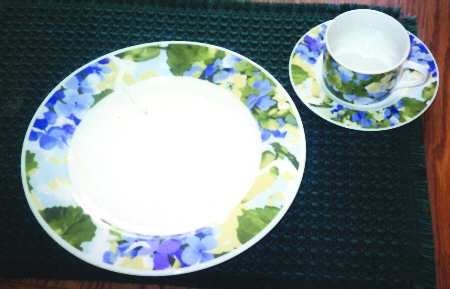 Summer Hydrangea Flat Cup & Saucer Set