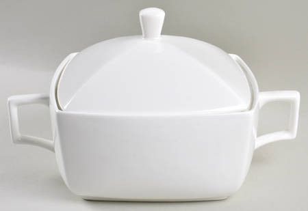 Vela White Tureen &  Lid