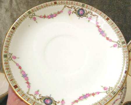 GEO387 Saucer