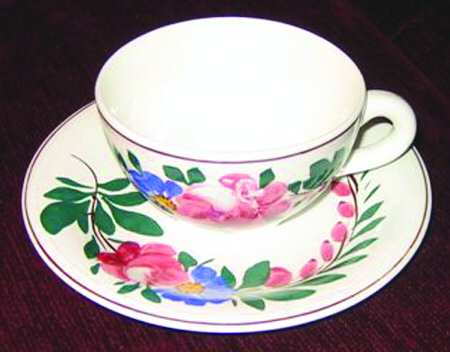 GIP1 Flat Cup & Saucer Set